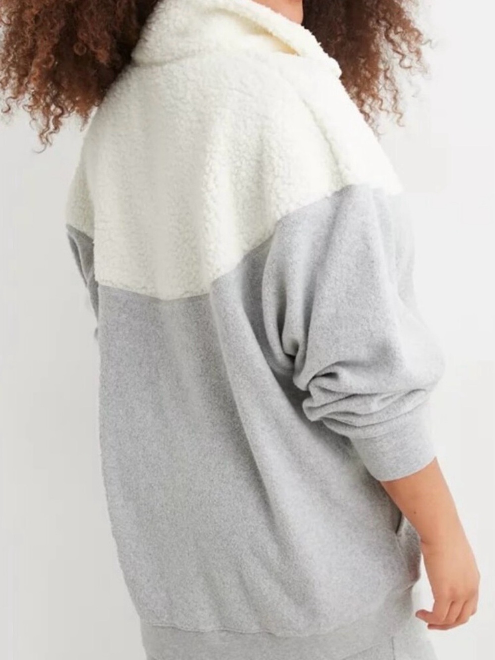 Aerie Hometown Holiday Quarter Zip Sherpa Fleece Sweatshirt Gray White Large - Picture 7 of 9